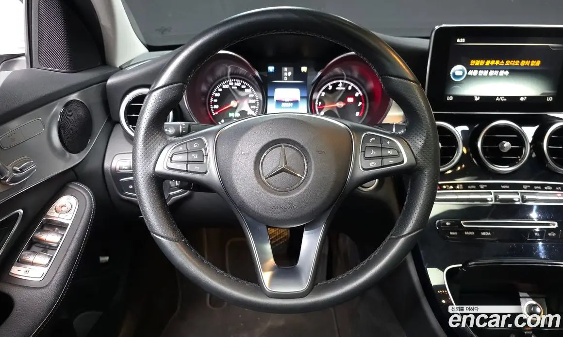 Mercedes-Benz C-Class 2017 2.0 автомат (гидро), фото 13 Mercedes-Benz C-Class 2017 2.0 автомат (гидро), фото 13