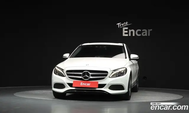 Mercedes-Benz C-Class 2017 2.0 автомат (гидро), миниатюра 3 Mercedes-Benz C-Class 2017 2.0 автомат (гидро), миниатюра 3