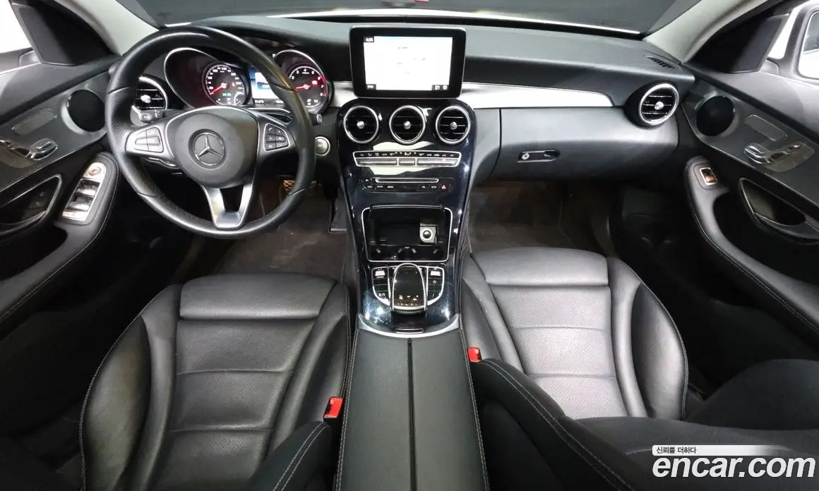 Mercedes-Benz C-Class 2017 2.0 автомат (гидро), фото 7 Mercedes-Benz C-Class 2017 2.0 автомат (гидро), фото 7
