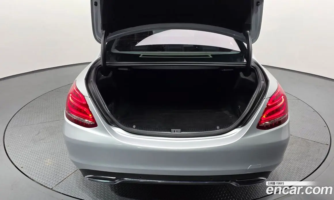 Mercedes-Benz C-Class 2017 2.1 автомат (гидро), фото 20 Mercedes-Benz C-Class 2017 2.1 автомат (гидро), фото 20