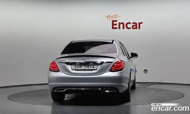 Mercedes-Benz C-Class 2017 2.1 автомат (гидро), миниатюра 4 Mercedes-Benz C-Class 2017 2.1 автомат (гидро), миниатюра 4