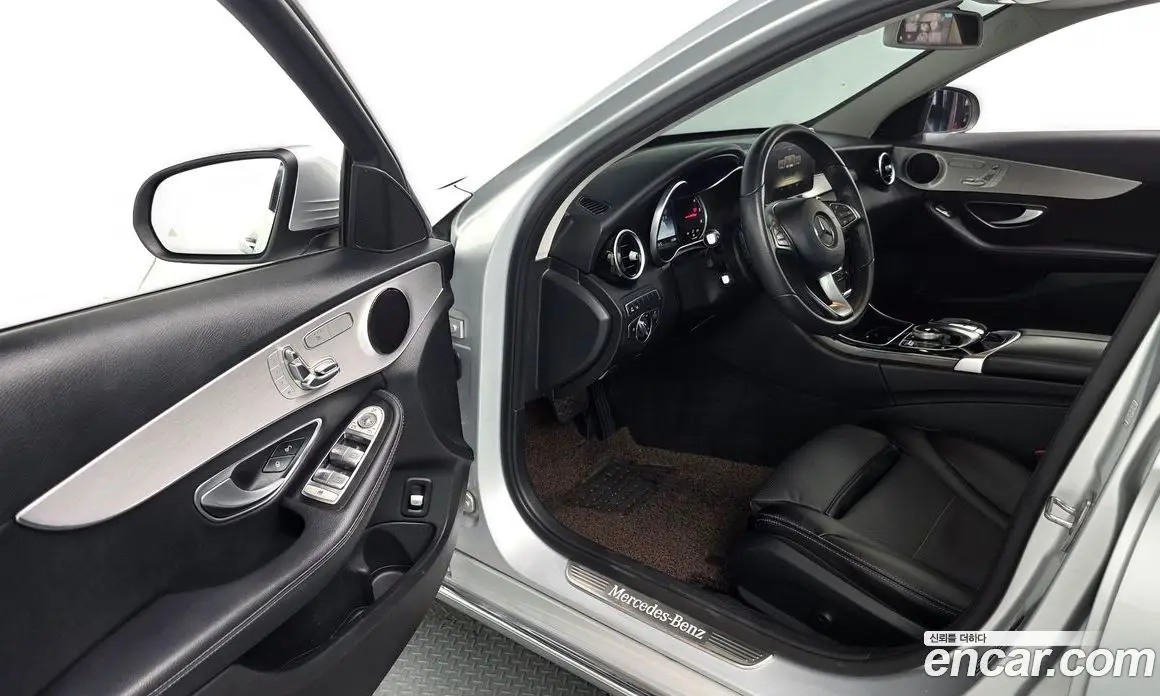Mercedes-Benz C-Class 2017 2.1 автомат (гидро), фото 10 Mercedes-Benz C-Class 2017 2.1 автомат (гидро), фото 10