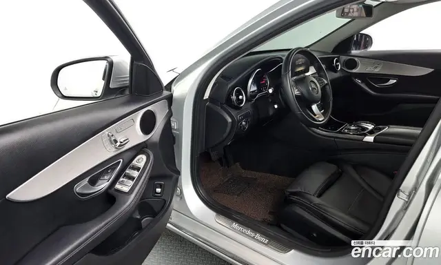Mercedes-Benz C-Class 2017 2.1 автомат (гидро), миниатюра 10 Mercedes-Benz C-Class 2017 2.1 автомат (гидро), миниатюра 10