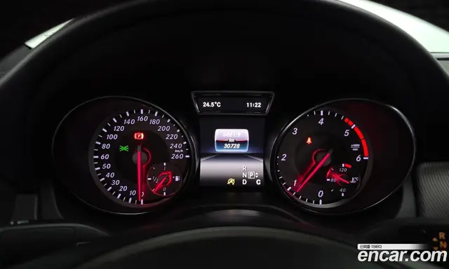 Mercedes-Benz CLA-Class 2016 2.1 автомат (гидро), миниатюра 8
