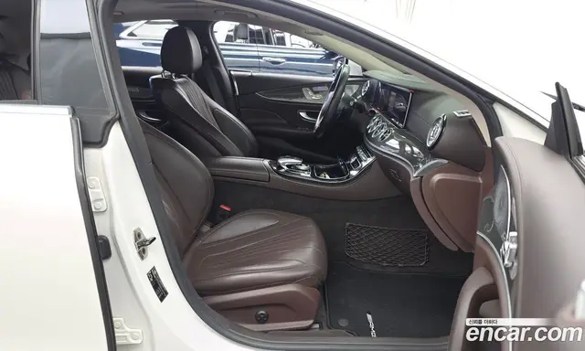 Mercedes-Benz CLS-Class 2018 2.9 автомат (гидро), миниатюра 11 Mercedes-Benz CLS-Class 2018 2.9 автомат (гидро), миниатюра 11