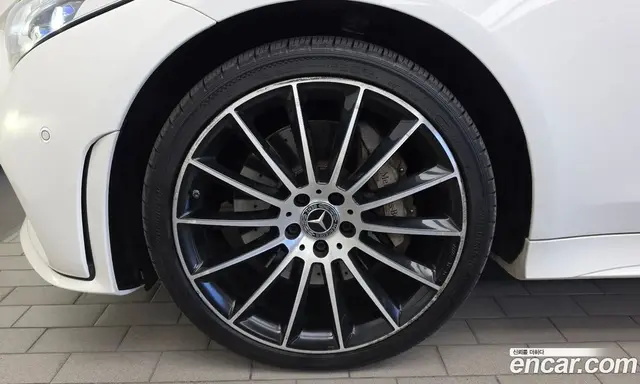 Mercedes-Benz CLS-Class 2018 2.9 автомат (гидро), миниатюра 5 Mercedes-Benz CLS-Class 2018 2.9 автомат (гидро), миниатюра 5