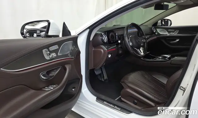 Mercedes-Benz CLS-Class 2018 2.9 автомат (гидро), миниатюра 10 Mercedes-Benz CLS-Class 2018 2.9 автомат (гидро), миниатюра 10