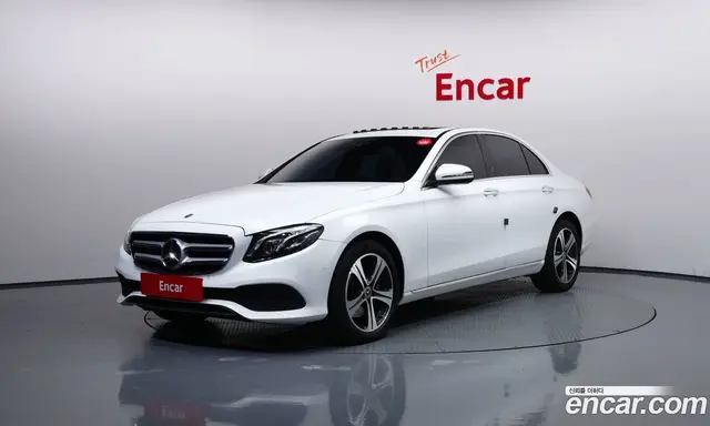 Mercedes-Benz E-Class, 2017, 107 536 км