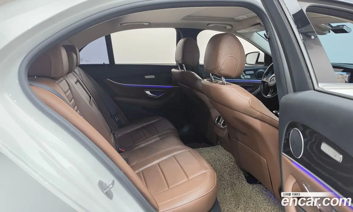 Mercedes-Benz E-Class 2017 1.9 автомат (гидро), фото 11 Mercedes-Benz E-Class 2017 1.9 автомат (гидро), фото 11