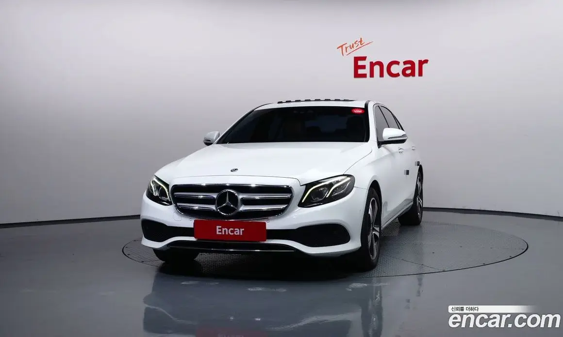 Mercedes-Benz E-Class 2017 1.9 автомат (гидро), фото 3 Mercedes-Benz E-Class 2017 1.9 автомат (гидро), фото 3