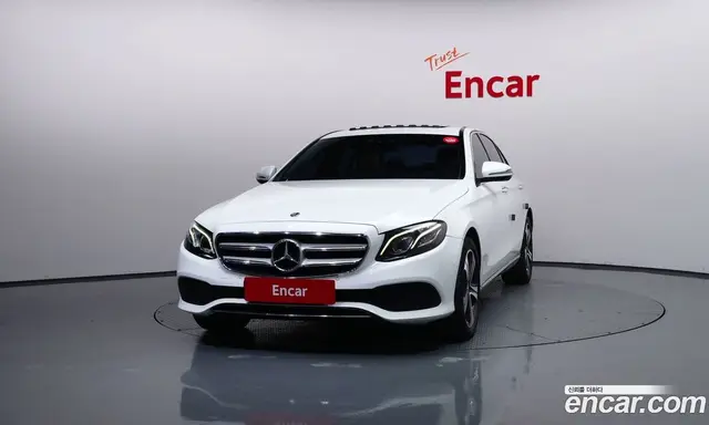 Mercedes-Benz E-Class 2017 1.9 автомат (гидро), миниатюра 3 Mercedes-Benz E-Class 2017 1.9 автомат (гидро), миниатюра 3