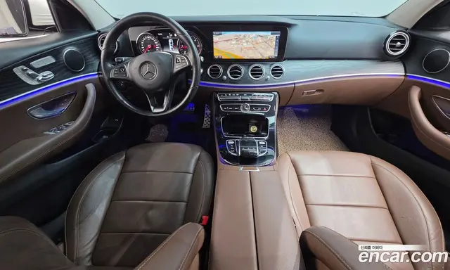 Mercedes-Benz E-Class 2017 1.9 автомат (гидро), миниатюра 7 Mercedes-Benz E-Class 2017 1.9 автомат (гидро), миниатюра 7
