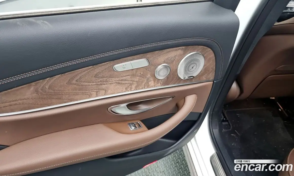 Mercedes-Benz E-Class 2023 1.9 автомат (гидро), фото 18