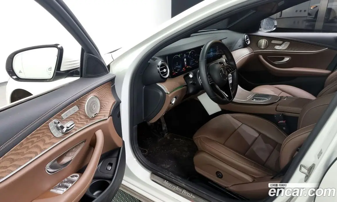Mercedes-Benz E-Class 2023 1.9 автомат (гидро), фото 10