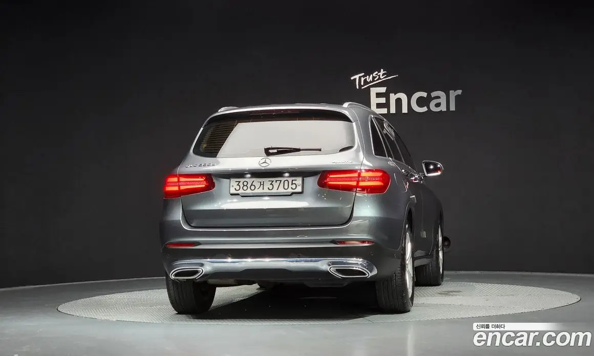 Mercedes-Benz GLC-Class 2018 2.1 автомат (гидро), фото 4 Mercedes-Benz GLC-Class 2018 2.1 автомат (гидро), фото 4