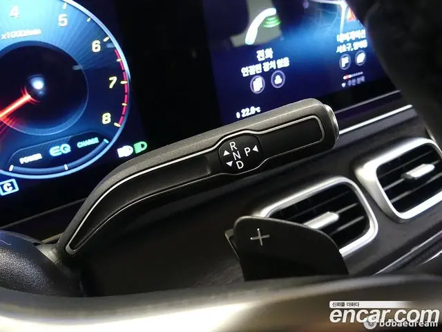 Mercedes-Benz GLE-Class 2022 3.0 автомат (гидро), миниатюра 7