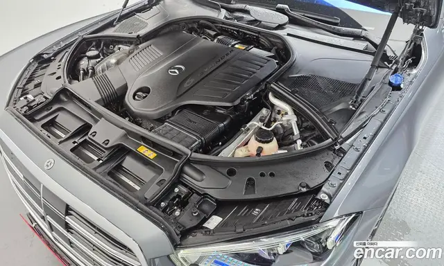 Mercedes-Benz S-Class 2023 3.0 автомат (гидро), миниатюра 6