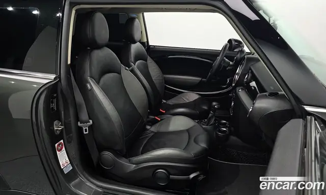 Mini Cooper 2012 1.6 автомат (гидро), миниатюра 11