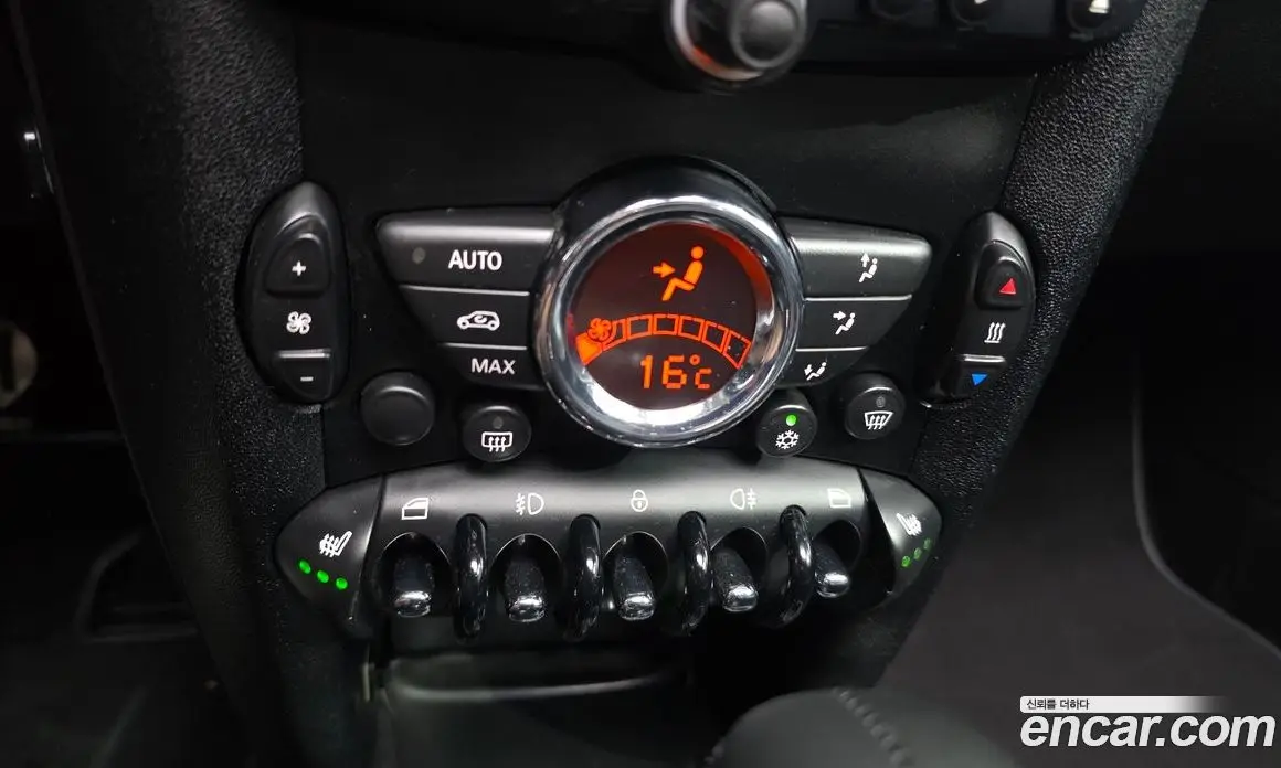 Mini Cooper 2012 1.6 автомат (гидро), фото 16