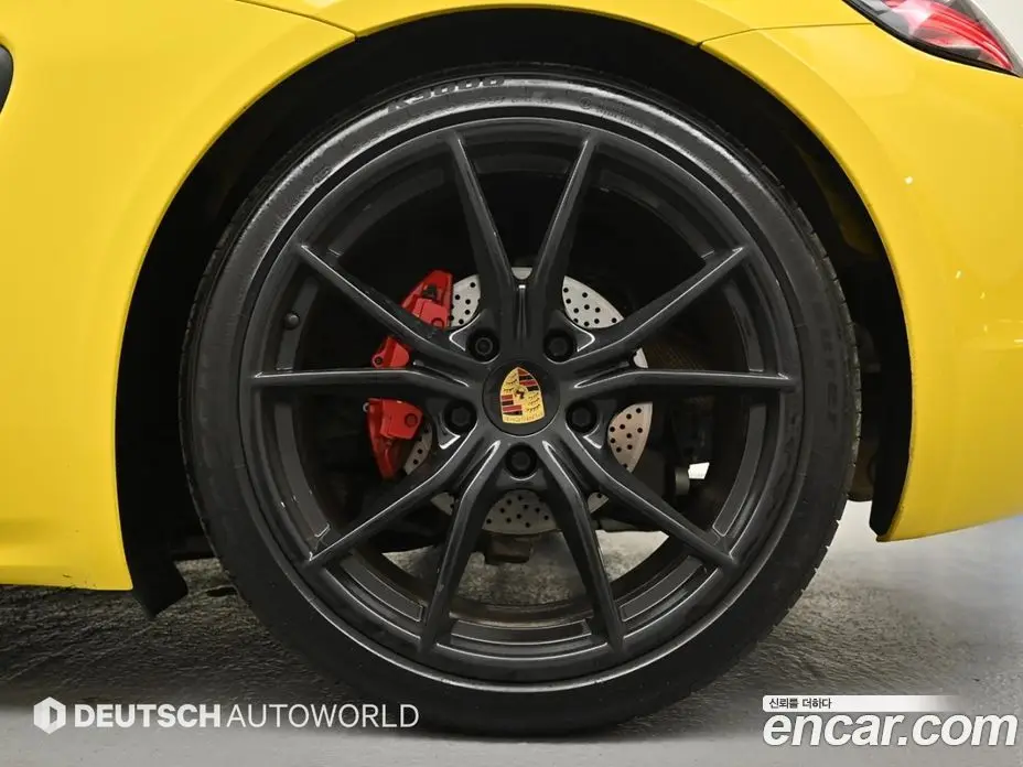 Porsche 718 2021 2.5 автомат (гидро), фото 5 Porsche 718 2021 2.5 автомат (гидро), фото 5