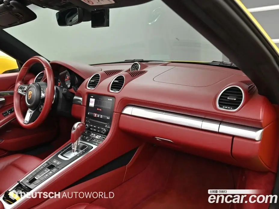 Porsche 718 2021 2.5 автомат (гидро), фото 7 Porsche 718 2021 2.5 автомат (гидро), фото 7