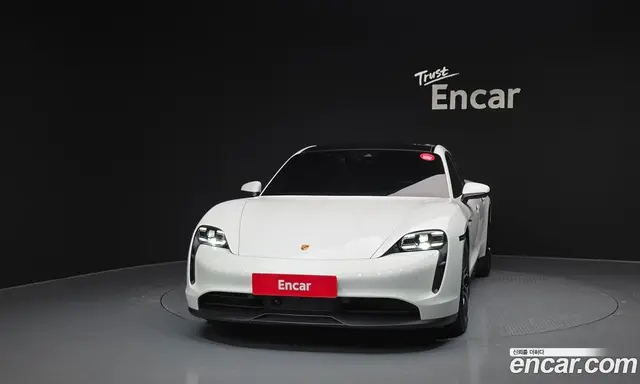 Porsche Taycan 2023 0.1 автомат (гидро), миниатюра 3 Porsche Taycan 2023 0.1 автомат (гидро), миниатюра 3