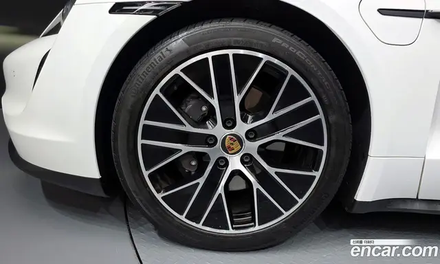 Porsche Taycan 2023 0.1 автомат (гидро), миниатюра 5 Porsche Taycan 2023 0.1 автомат (гидро), миниатюра 5