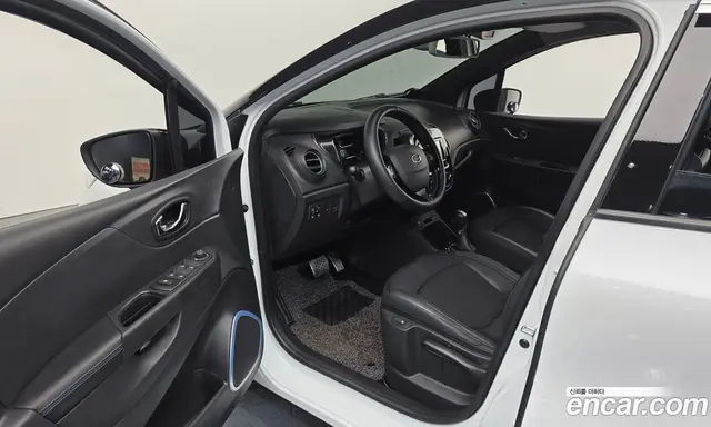 Renault (Samsung) QM3 2017 1.5 автомат (гидро), миниатюра 10 Renault (Samsung) QM3 2017 1.5 автомат (гидро), миниатюра 10