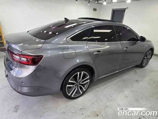 Renault (Samsung) SM6 2016 2.0 автомат (гидро), миниатюра 6 Renault (Samsung) SM6 2016 2.0 автомат (гидро), миниатюра 6