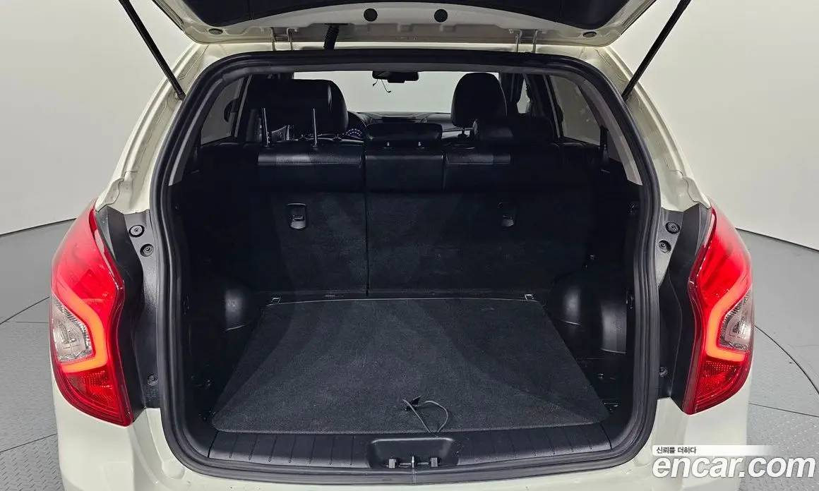 SsangYong Korando 2014 2.0 автомат (гидро), фото 20 SsangYong Korando 2014 2.0 автомат (гидро), фото 20