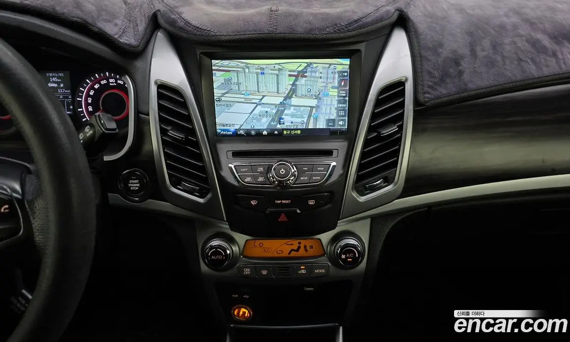 SsangYong Korando 2016 2.2 автомат (гидро), фото 13