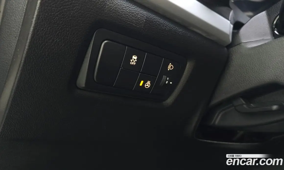 SsangYong Korando 2016 2.2 автомат (гидро), фото 18