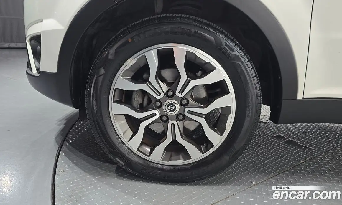 SsangYong Korando 2016 2.2 автомат (гидро), фото 5