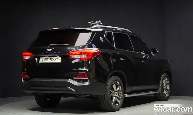 SsangYong Rexton 2018 2.2 автомат (гидро), миниатюра 2
