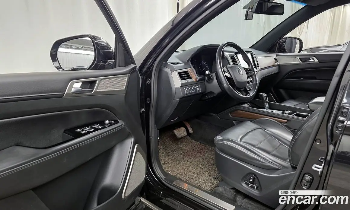 SsangYong Rexton 2018 2.2 автомат (гидро), фото 10