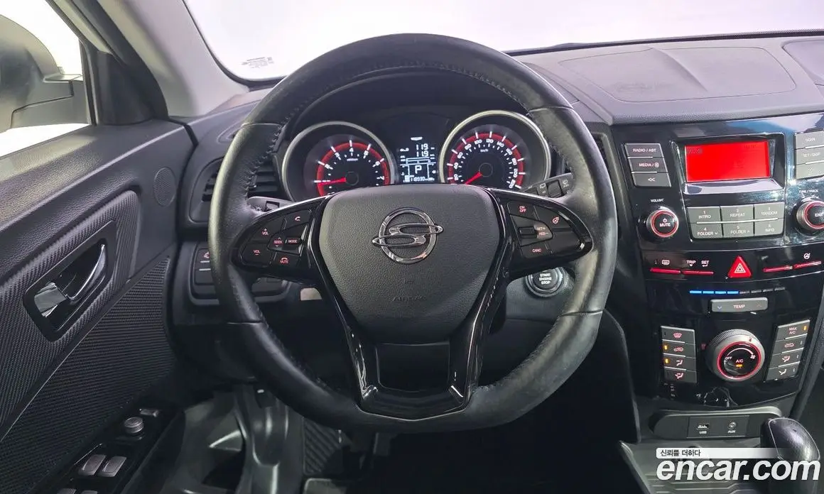 SsangYong TIBOLI 2016 1.6 автомат (гидро), фото 12 SsangYong TIBOLI 2016 1.6 автомат (гидро), фото 12