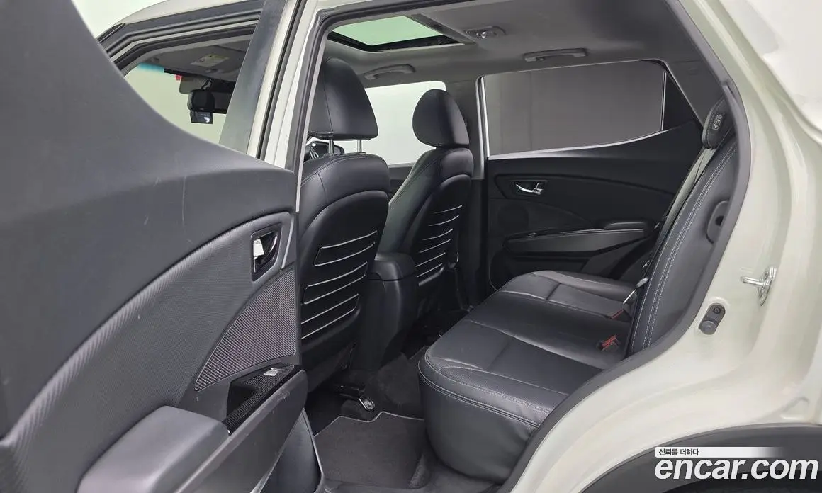 SsangYong TIBOLI 2016 1.6 автомат (гидро), фото 18