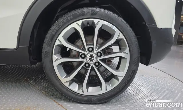 SsangYong TIBOLI 2016 1.6 автомат (гидро), миниатюра 5