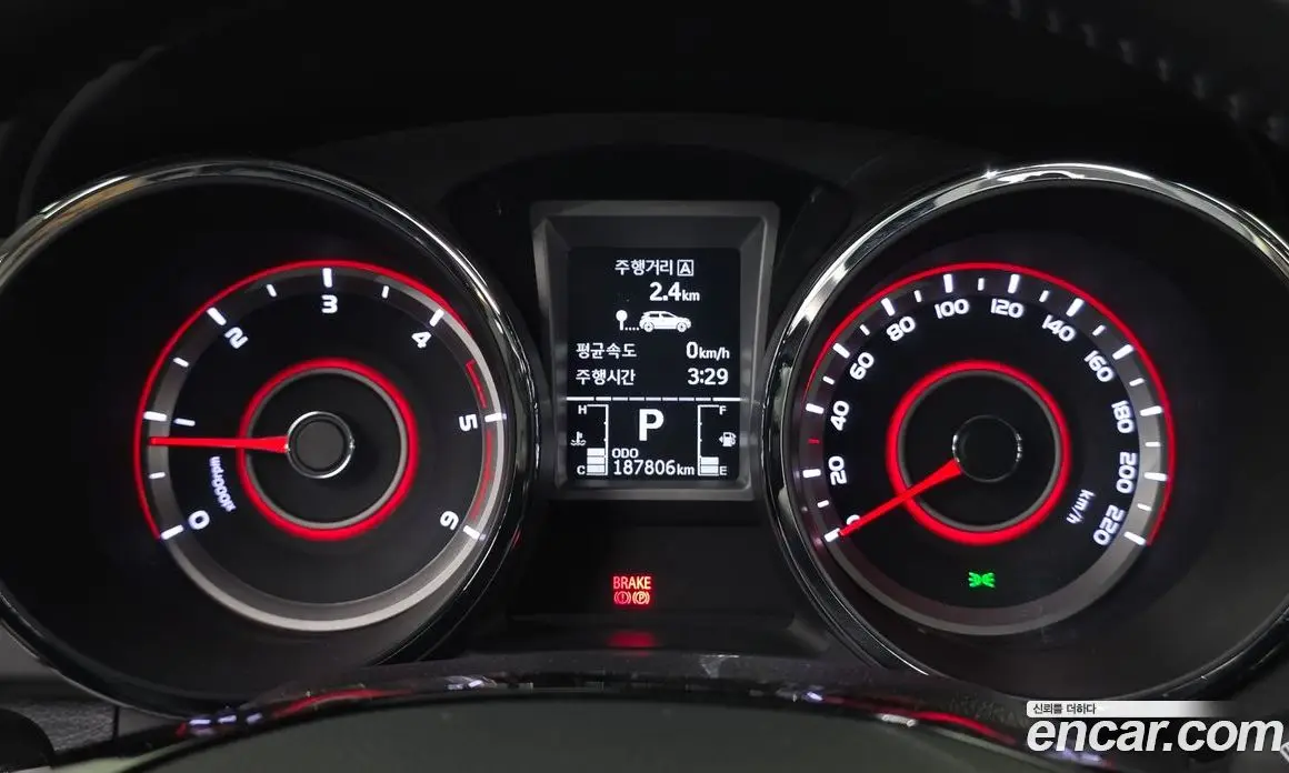 SsangYong TIBOLI 2016 1.6 автомат (гидро), фото 8