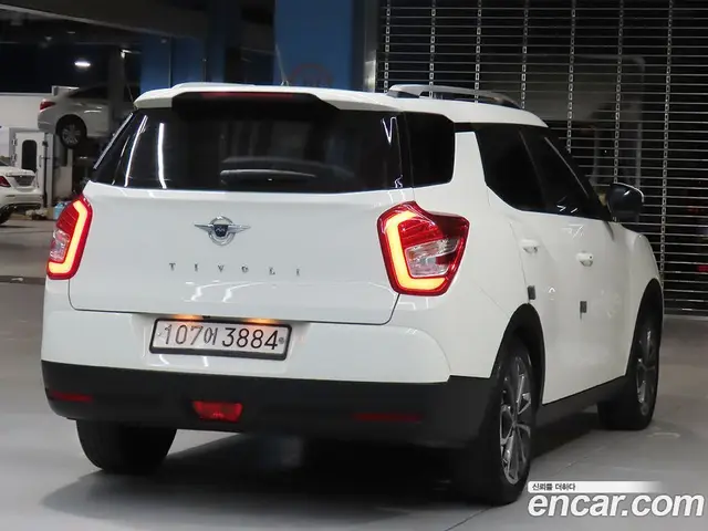 SsangYong TIBOLI 2017 1.6 автомат (гидро), миниатюра 4