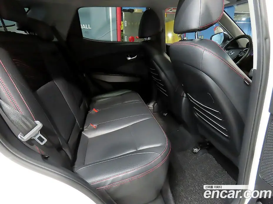 SsangYong TIBOLI 2017 1.6 автомат (гидро), фото 9