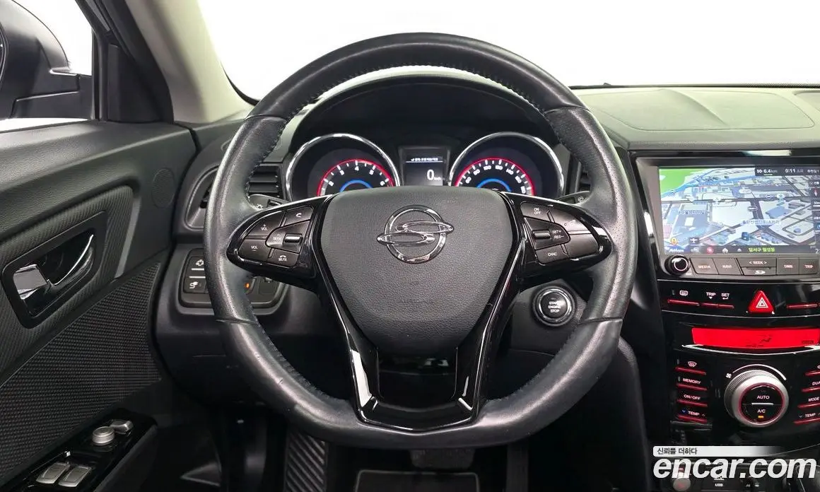 SsangYong TIBOLI 2017 1.6 автомат (гидро), фото 13