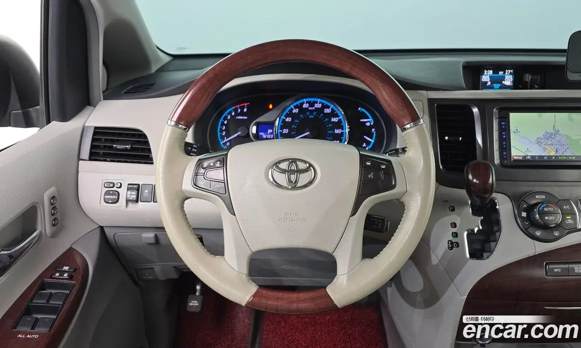 Toyota Sienna 2013 3.5 автомат (гидро), фото 13 Toyota Sienna 2013 3.5 автомат (гидро), фото 13