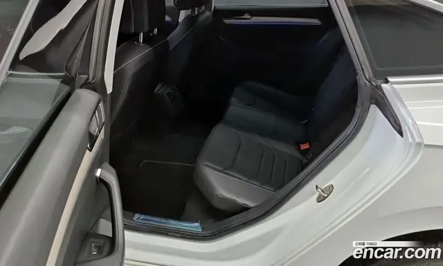 Volkswagen Arteon 2020 2.0 автомат (гидро), миниатюра 9 Volkswagen Arteon 2020 2.0 автомат (гидро), миниатюра 9
