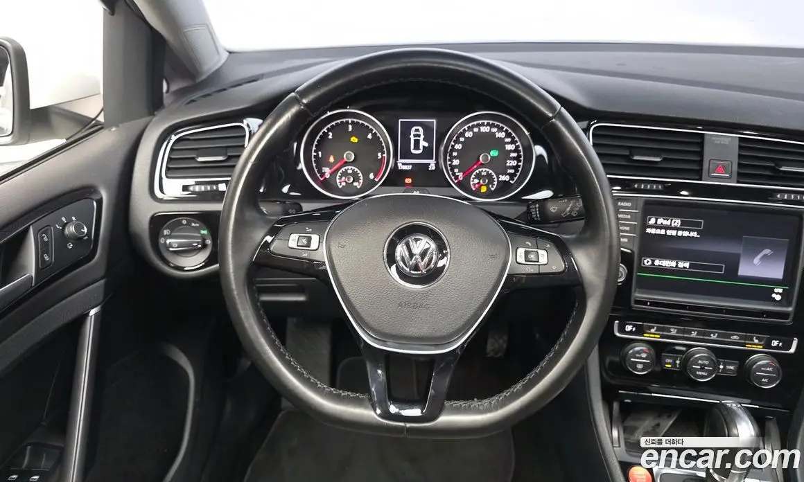 Volkswagen Golf 2015 2.0 автомат (гидро), фото 13