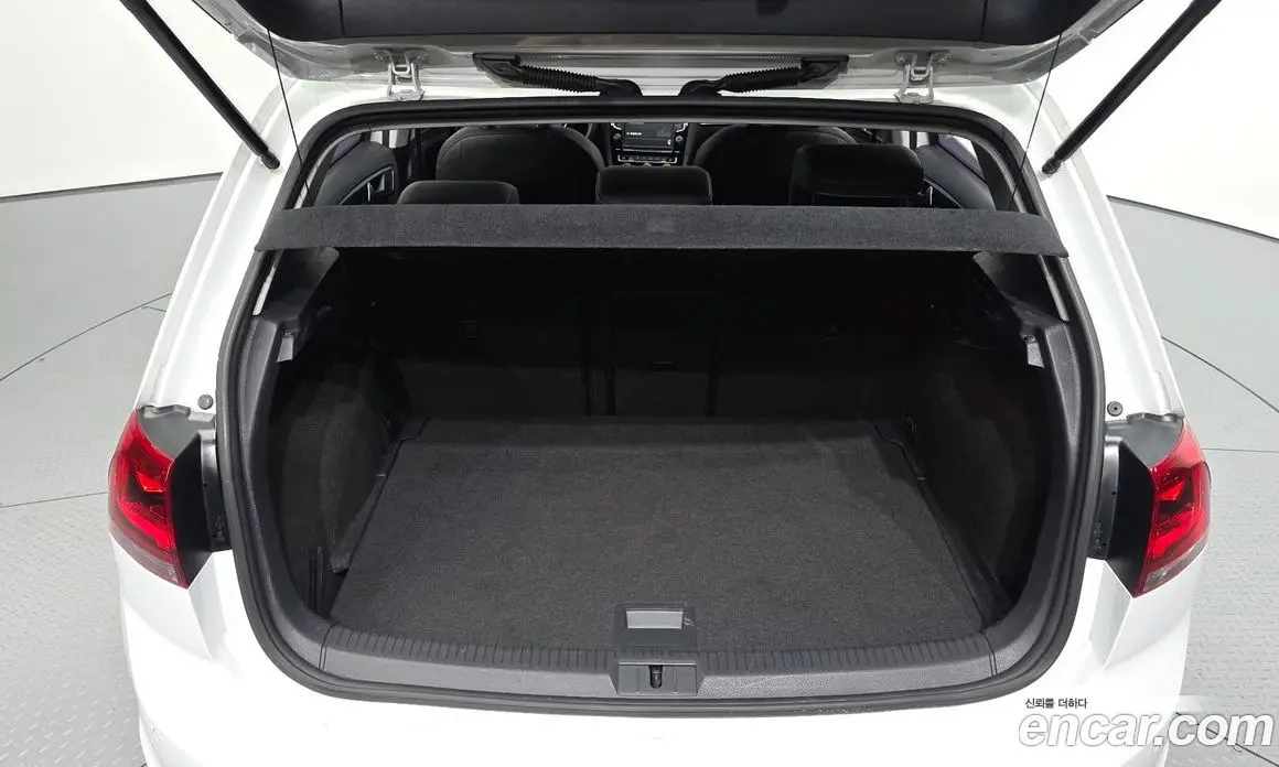 Volkswagen Golf 2015 2.0 автомат (гидро), фото 20
