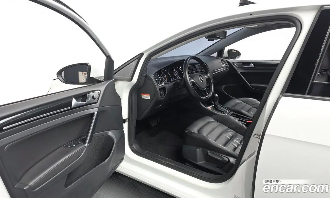 Volkswagen Golf 2015 2.0 автомат (гидро), фото 10
