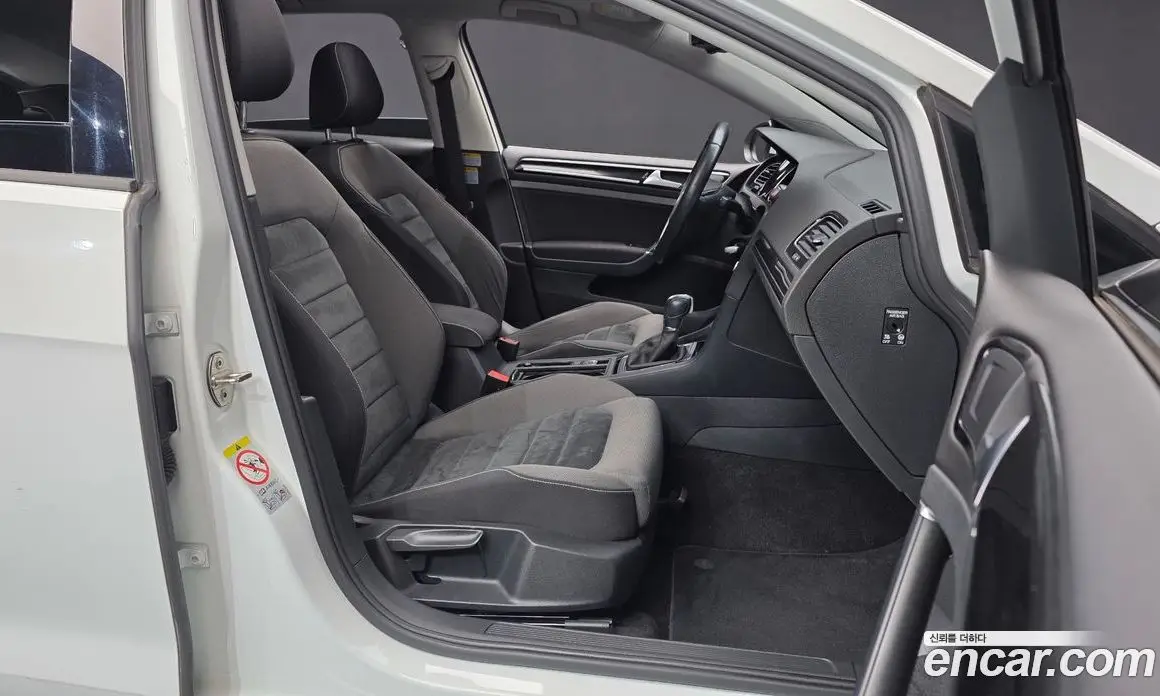 Volkswagen Golf 2016 2.0 автомат (гидро), фото 11
