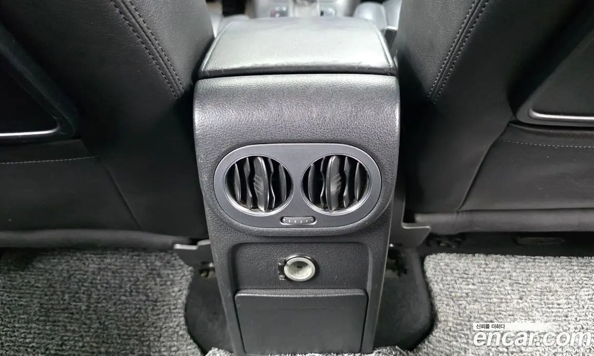 Volkswagen Tiguan 2012 2.0 автомат (гидро), фото 18