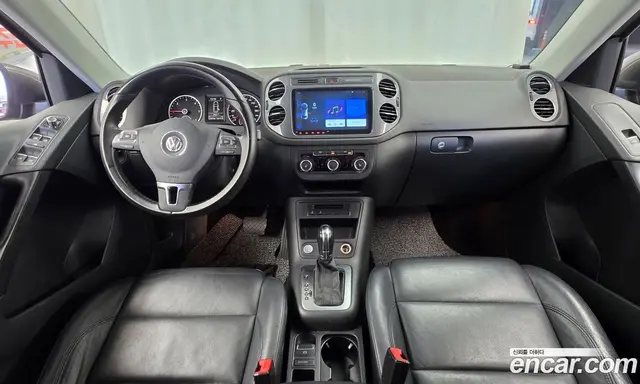 Volkswagen Tiguan 2012 2.0 автомат (гидро), миниатюра 7